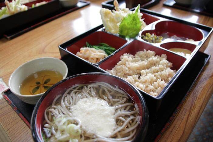 Yabakei, Oita: Guide to Kyushu's Most Layered Hidden Gorge Yabakei soba buckwheat noodles with grated mountain yam, Oita