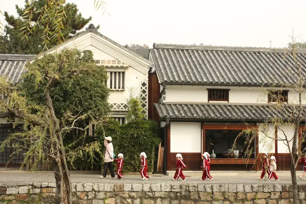 Journey to Okayama: Kurashiki, Bizen Ware, and Inujima Nursery school children walking through Kurashiki Bikan Historical Quarter in Okayama